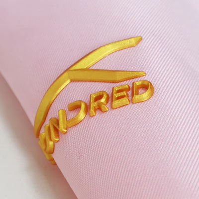 Προσαρμοσμένο T-Shirt Σιλικόνη Ετικέτα πλέσιμο 3D μαλακό σιλικόνη λογότυπο θερμική μεταφορά Σιλικόνη σήμα