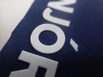 Ετικέτες ιματισμού μεταφοράς θερμότητας πυριτίου λογότυπων συνήθειας για Luggages